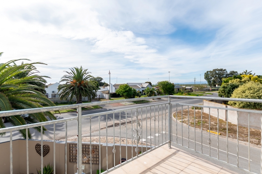3 Bedroom Property for Sale in Laaiplek Western Cape